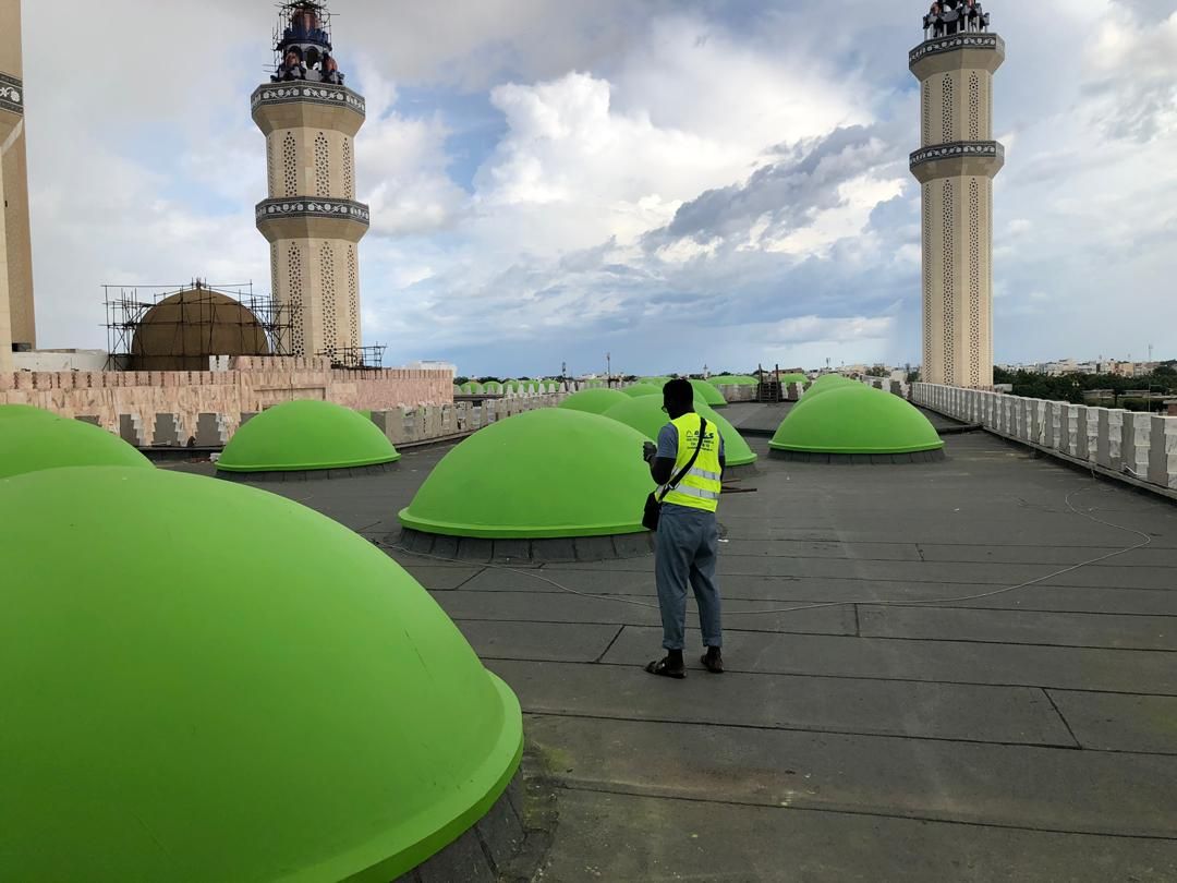 Étanchéité et rénovation des dômes de la Grande Mosquée de Touba